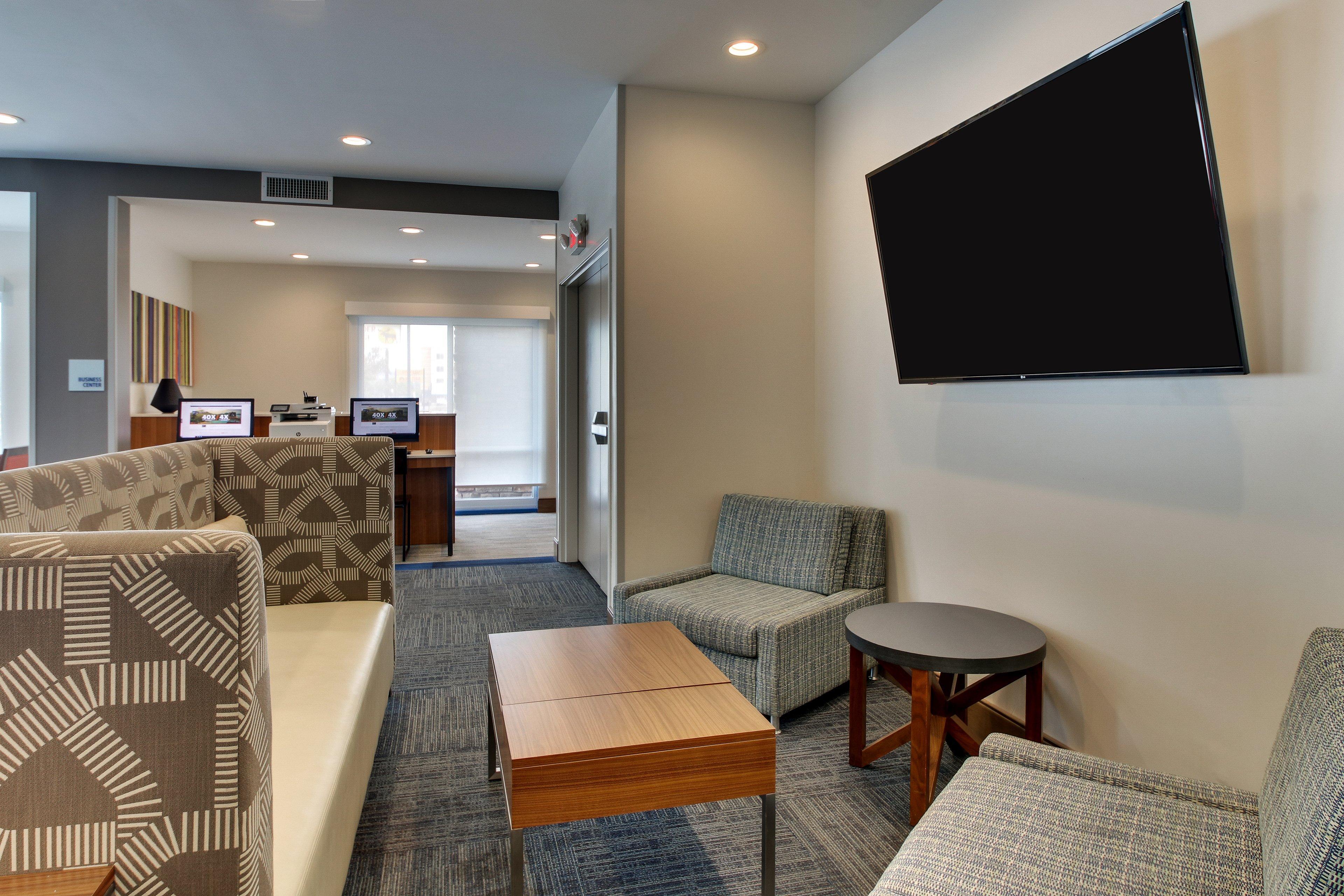 Holiday Inn Express & Suites Ithaca By Ihg Exterior foto